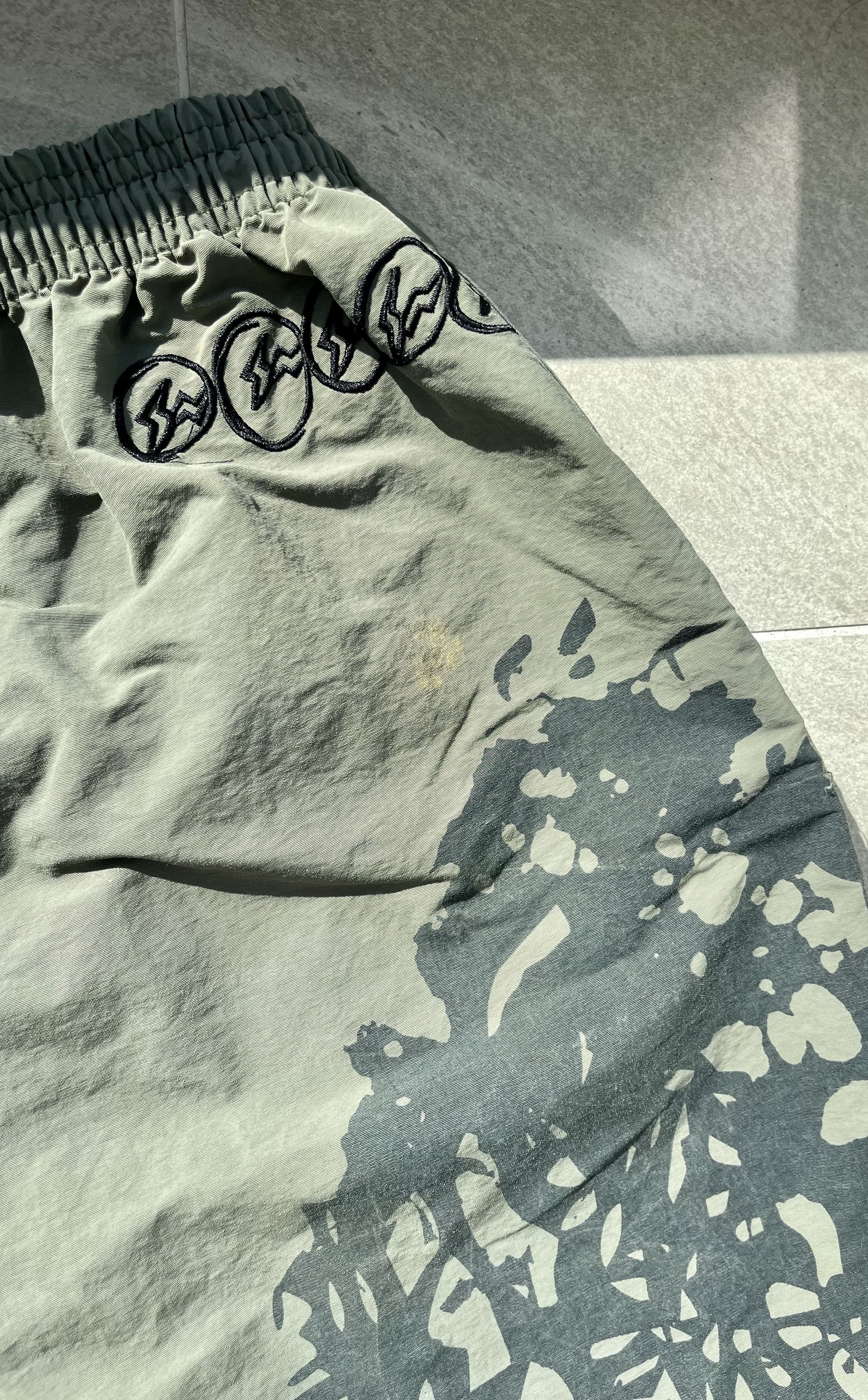 Travis Scott Travis Scott Cactus Jack Fragment Olive Imagination Shorts Size US 32 / EU 48 - 7 Thumbnail