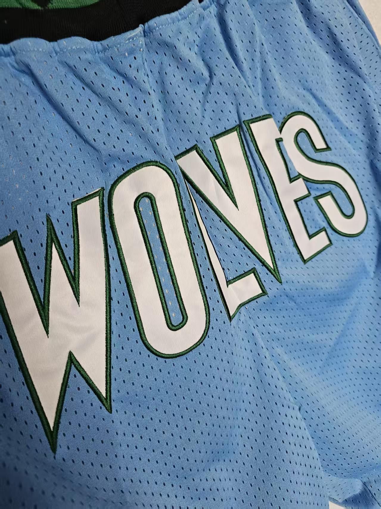 NBA Vintage Timberwolves Pocket Short Small Size Size US 32 / EU 48 - 2 Thumbnail