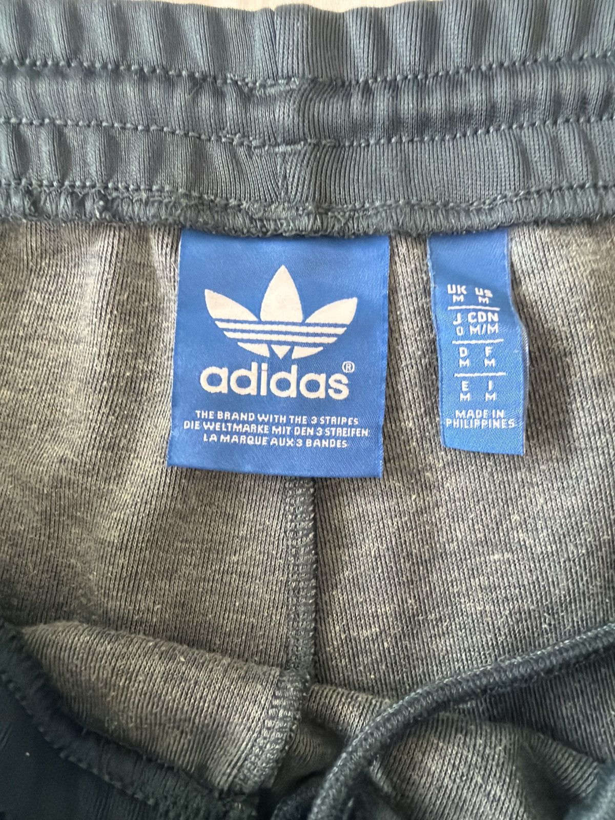Adidas Adidas Track Pants Size US 32 / EU 48 - 2 Thumbnail