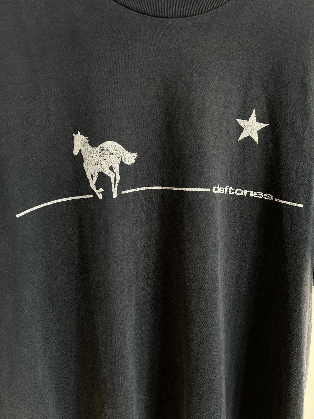 Band Tees Vintage Distressed Deftones White Pony Band Tour Tee Size US XXL / EU 58 / 5 - 4 Thumbnail