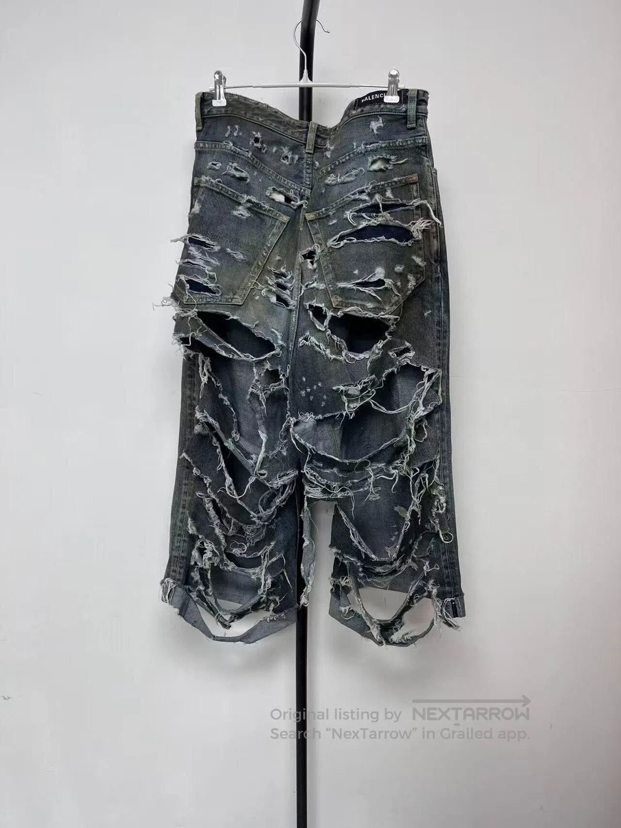Balenciaga balenciaga super destroyed denim jeans. Size US 26 / EU 42 - 2 Thumbnail