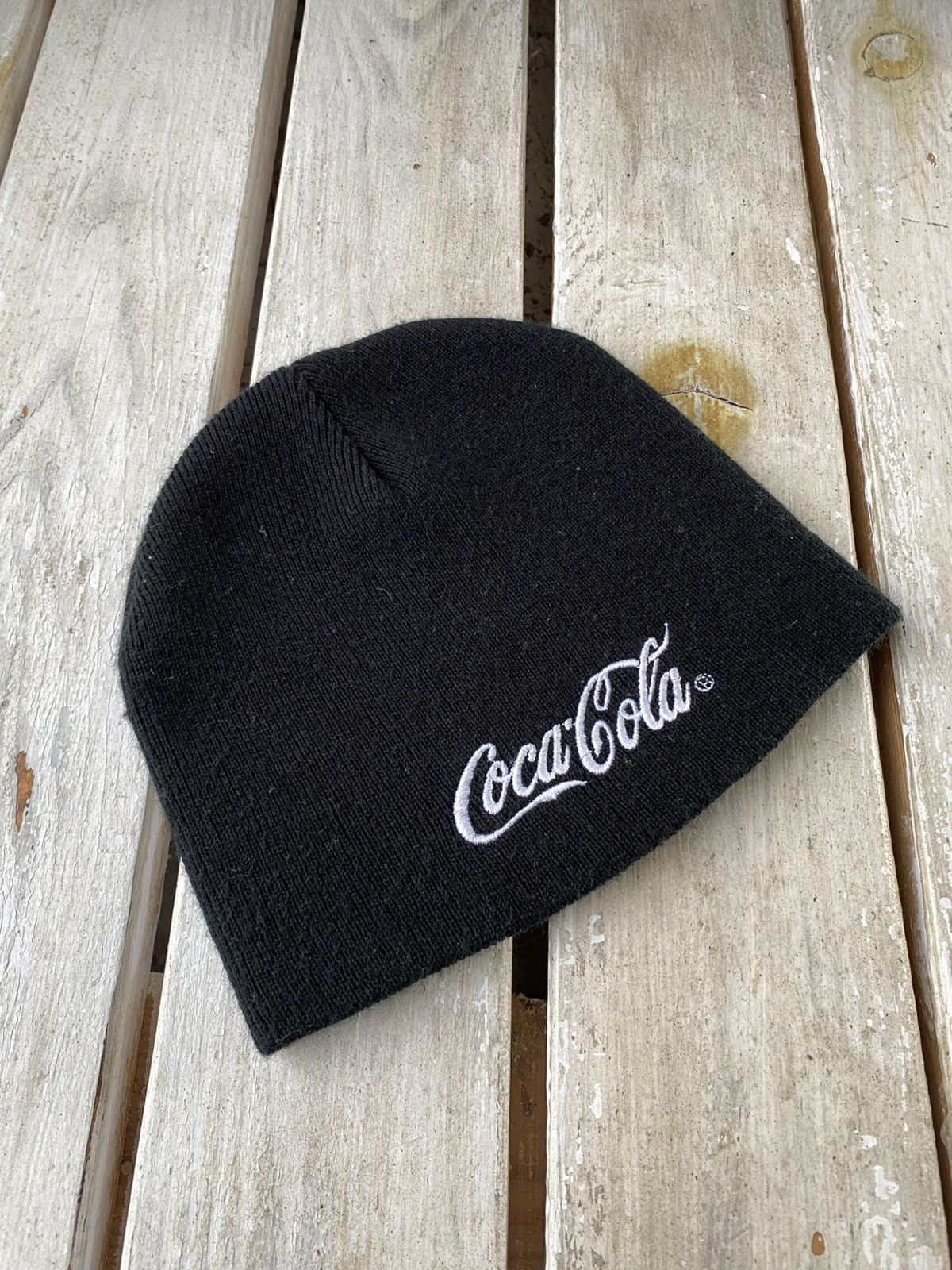 Coca Cola × Vintage Coca Cola Y2K Vintage Hat Pom Pom beanie hat coca cola Size ONE SIZE - 1 Thumbnail