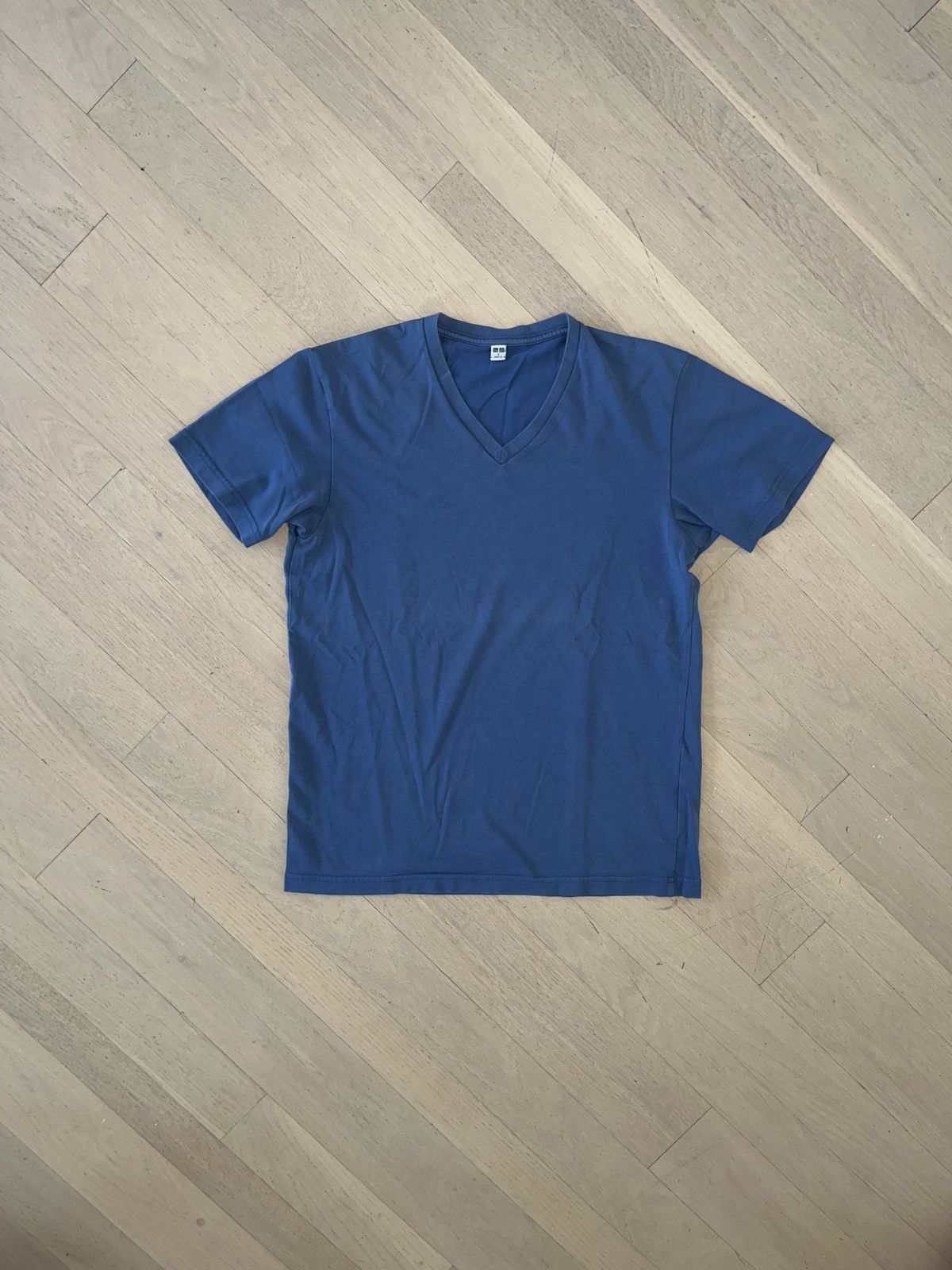 Uniqlo Uniqlo Blue Short Sleeve Tee Size US S / EU 44-46 / 1 - 1 Thumbnail