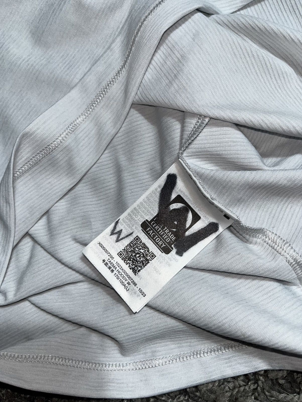 Arc'teryx ARCTERYX CORMAC WMNS HOODIE OUTDOOR WEARING Size L / US 10 / IT 46 - 6 Thumbnail