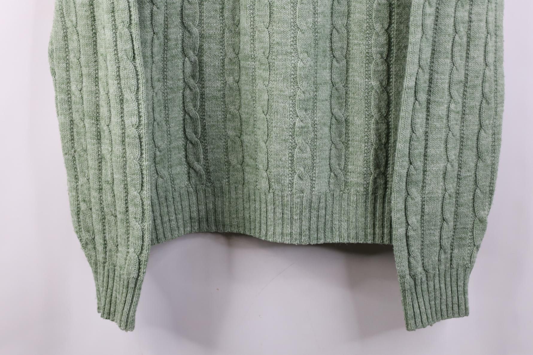 Vintage Vintage 70s Streetwear Chunky Cable Knit Sweater Green USA Size US L / EU 52-54 / 3 - 3 Thumbnail