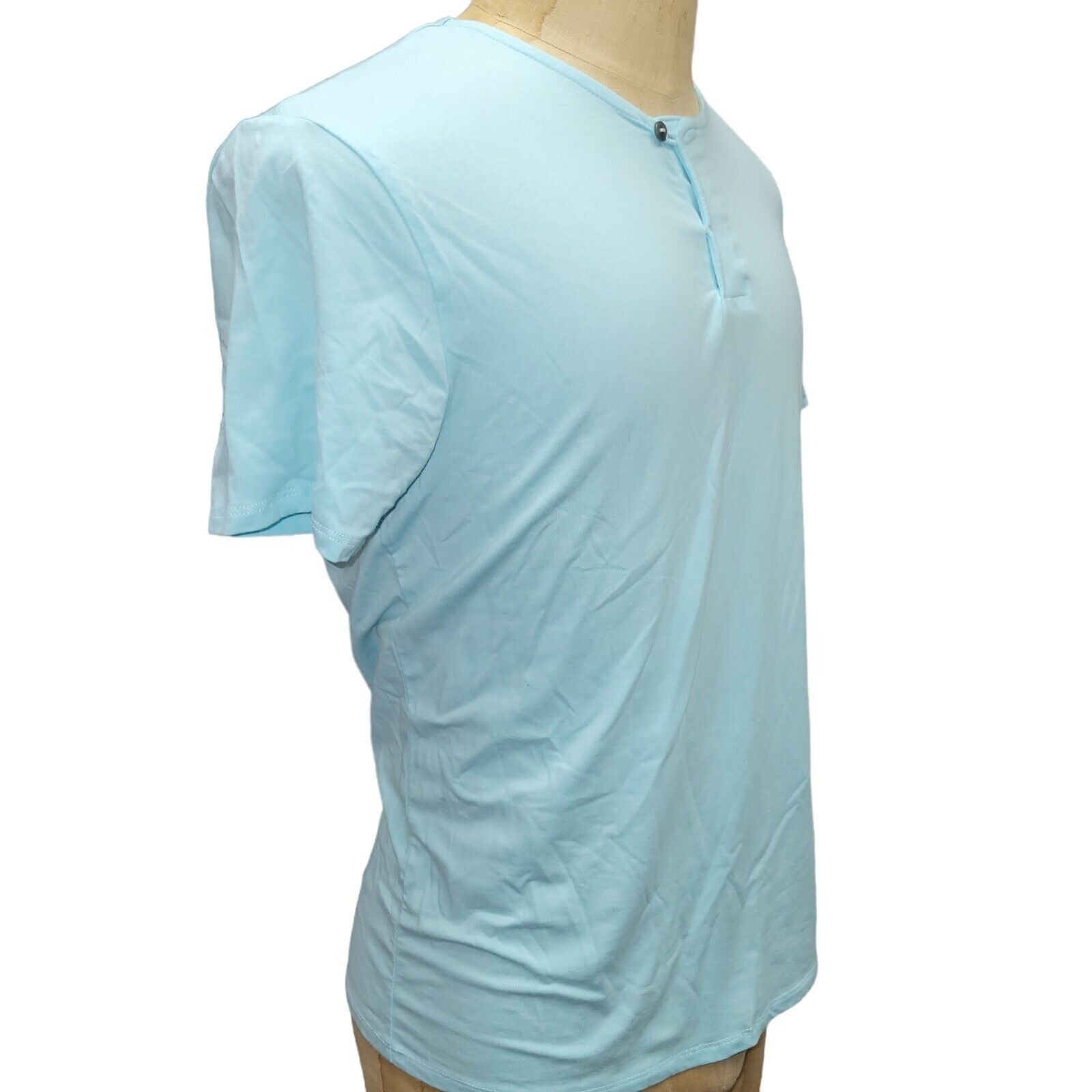 Alfani Men's Alfani Short Sleeve Henley. Size Medium. New With Ta Size US M / EU 48-50 / 2 - 2 Thumbnail