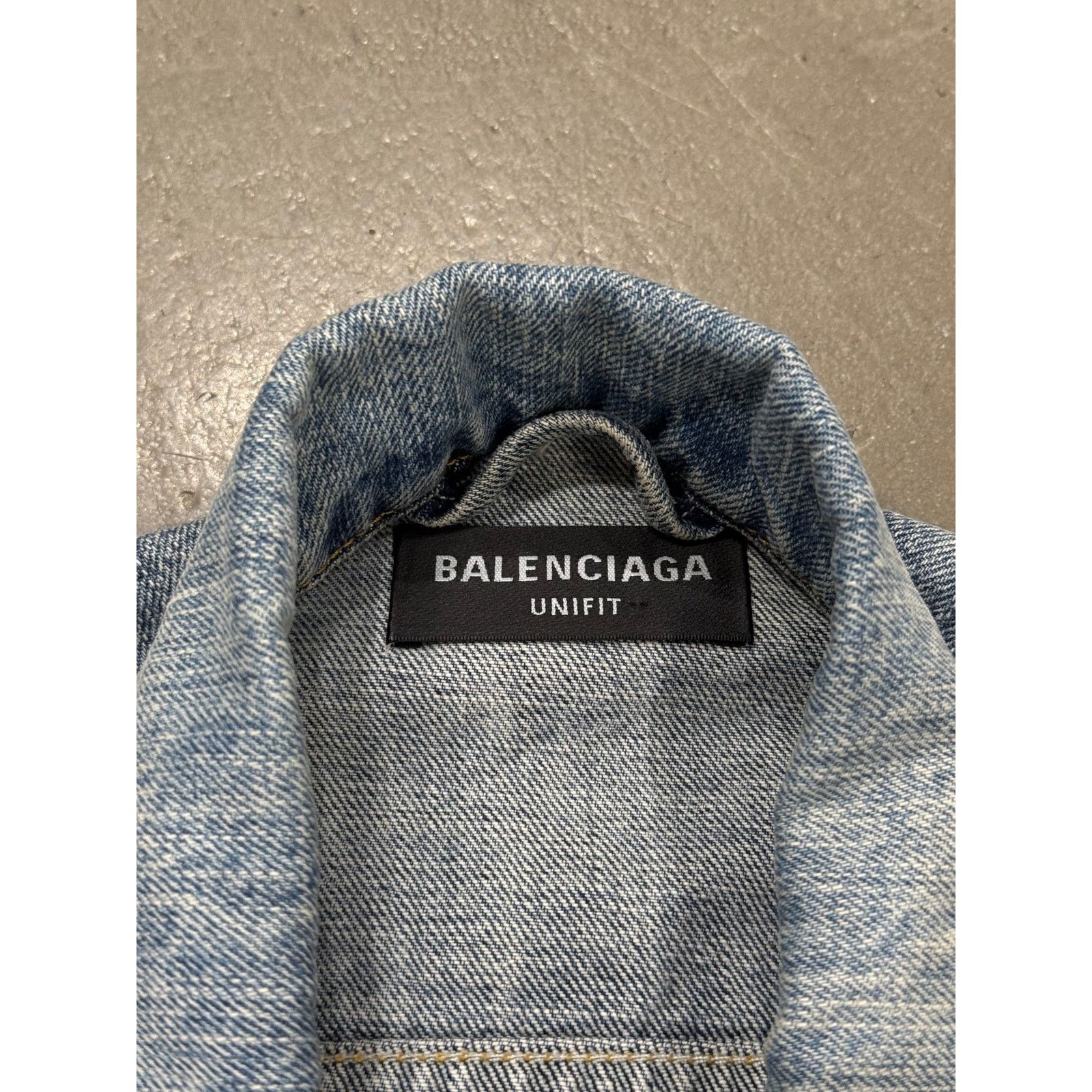 Balenciaga 2021 Balenciaga oversized deconstructed denim jacket Size US M / EU 48-50 / 2 - 11 Thumbnail