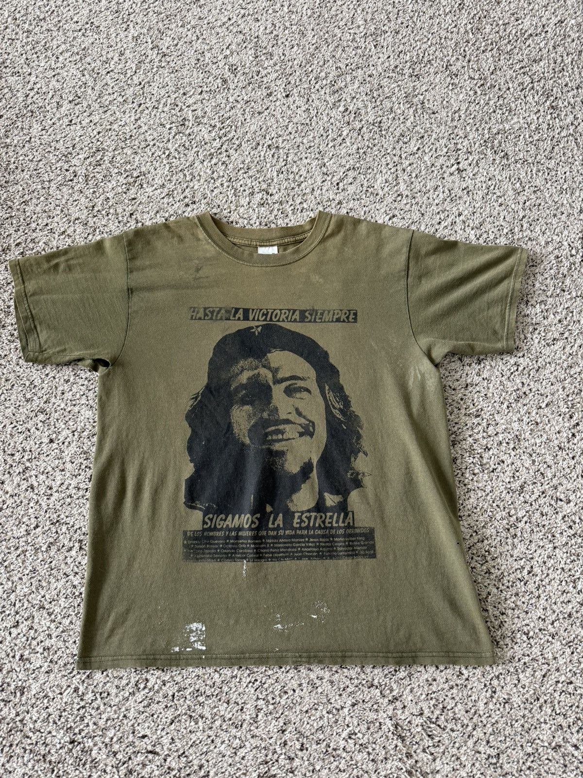Vintage Vintage 90s Che Guevara Tshirt Size US L / EU 52-54 / 3 - 1 Thumbnail