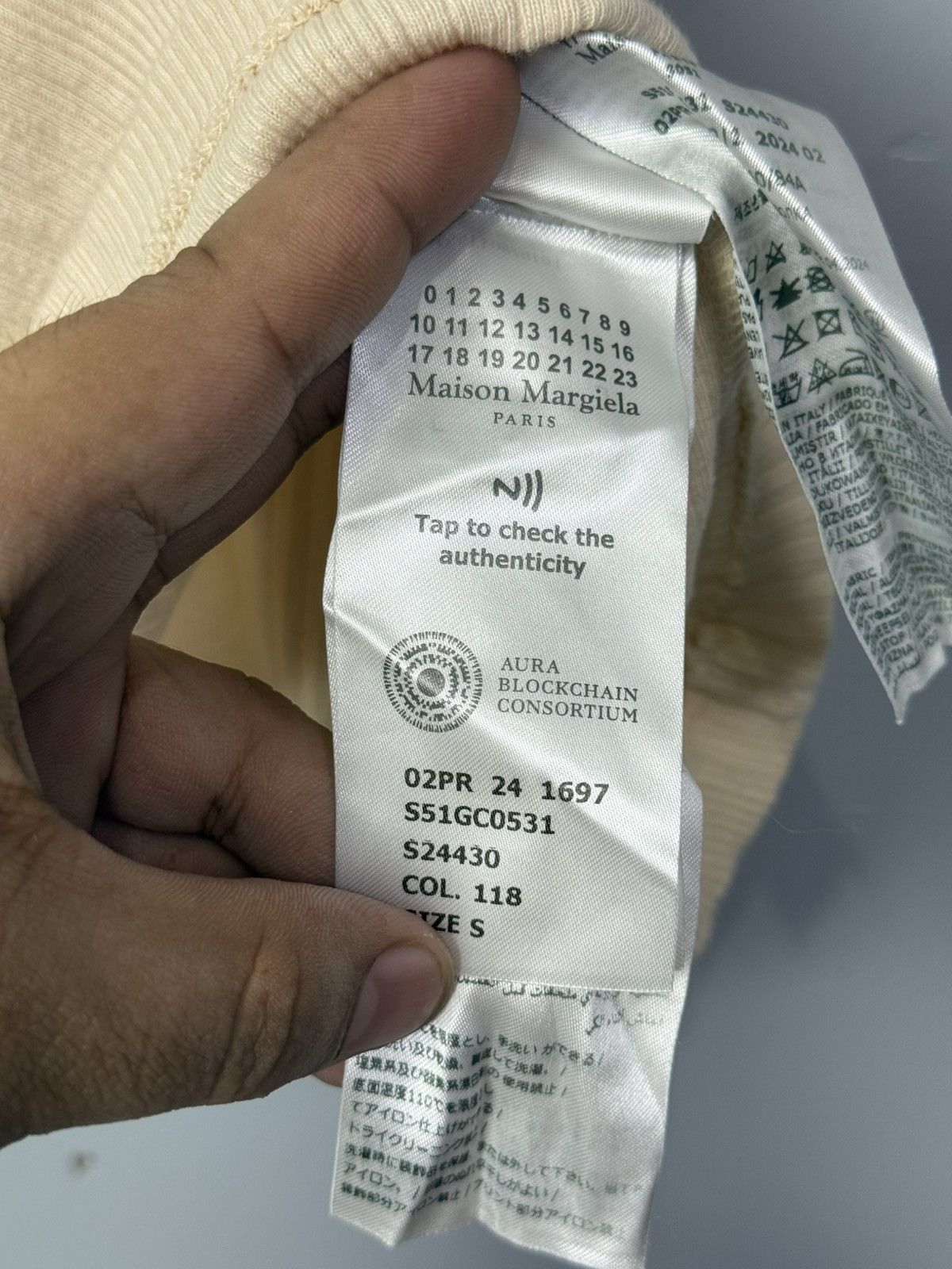 Maison Margiela MAISON MARGIELA SS24 LOGO SHIRT Size US S / EU 44-46 / 1 - 8 Thumbnail