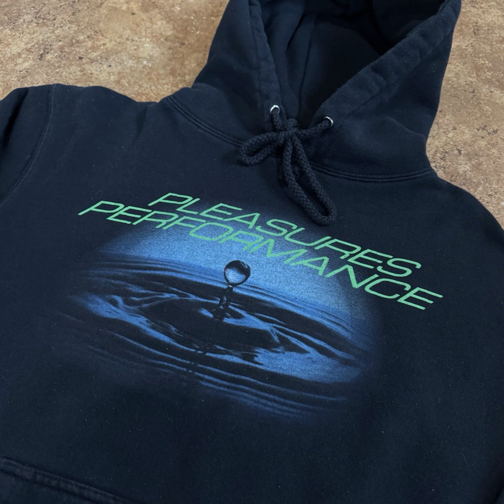 Pleasures Pleasures Hoodie Sweatshirt Black Size S Adult Men Pullover Angel Graphic Size US S / EU 44-46 / 1 - 2 Thumbnail