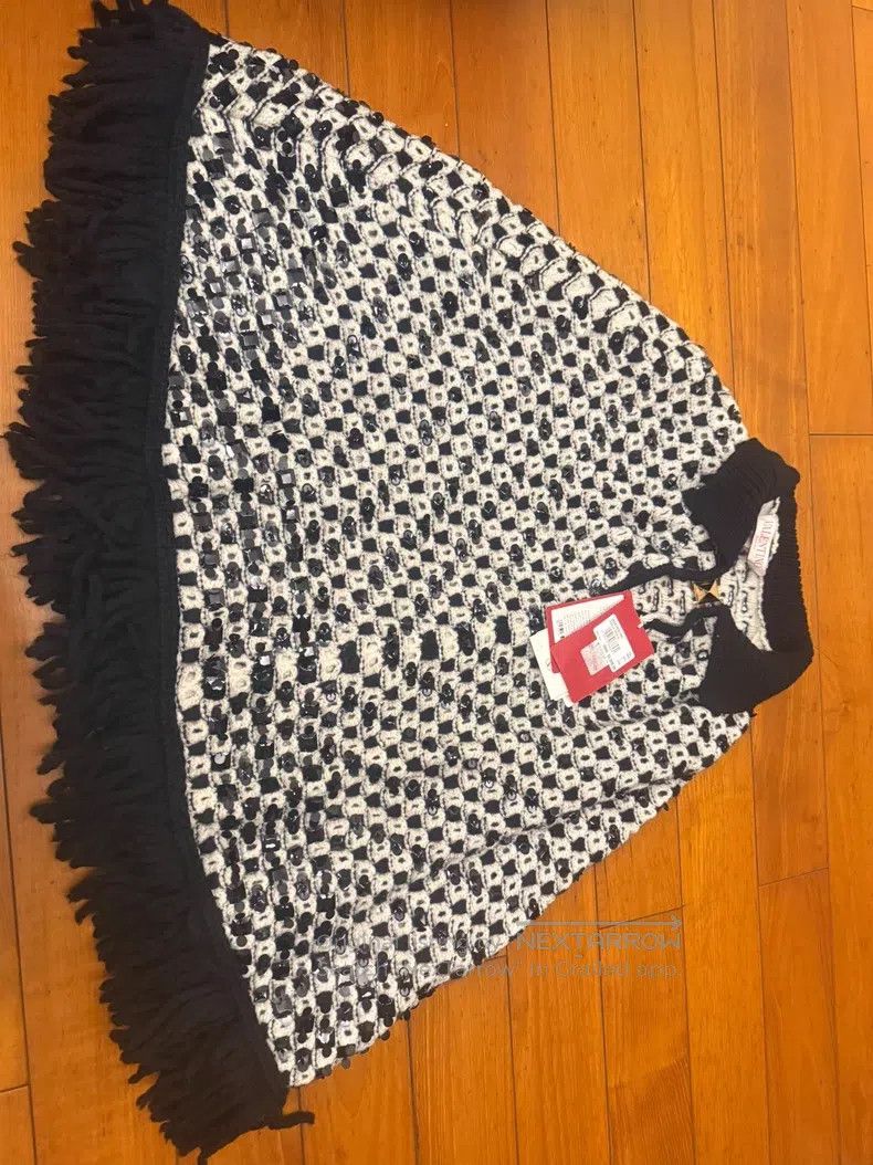Valentino Valentino Cloak coat Size L / US 10 / IT 46 - 2 Thumbnail