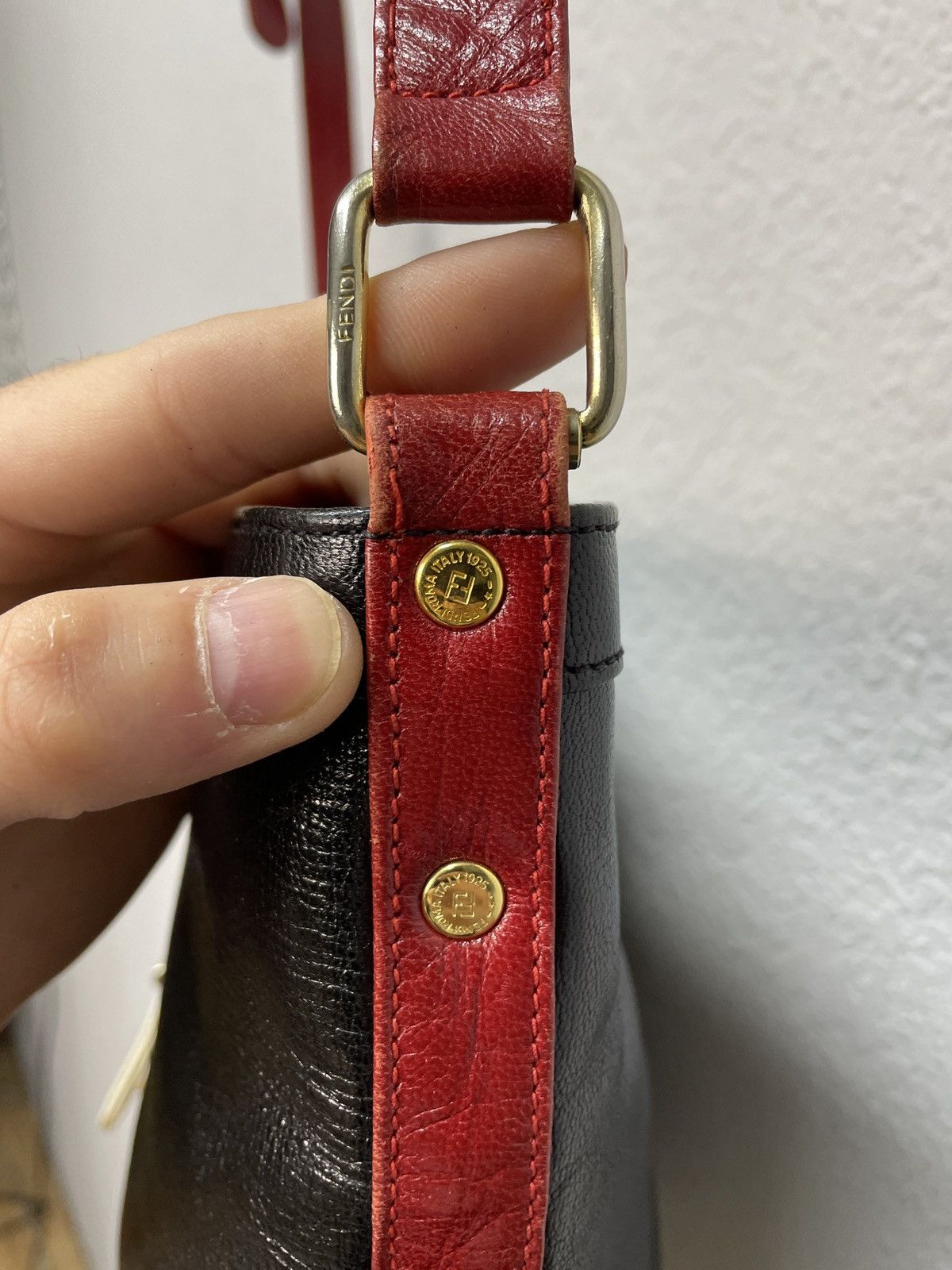 Designer × Fendi Vintage Y2K Fendi Monogram Leather Shoulder Bag Size ONE SIZE - 11 Thumbnail