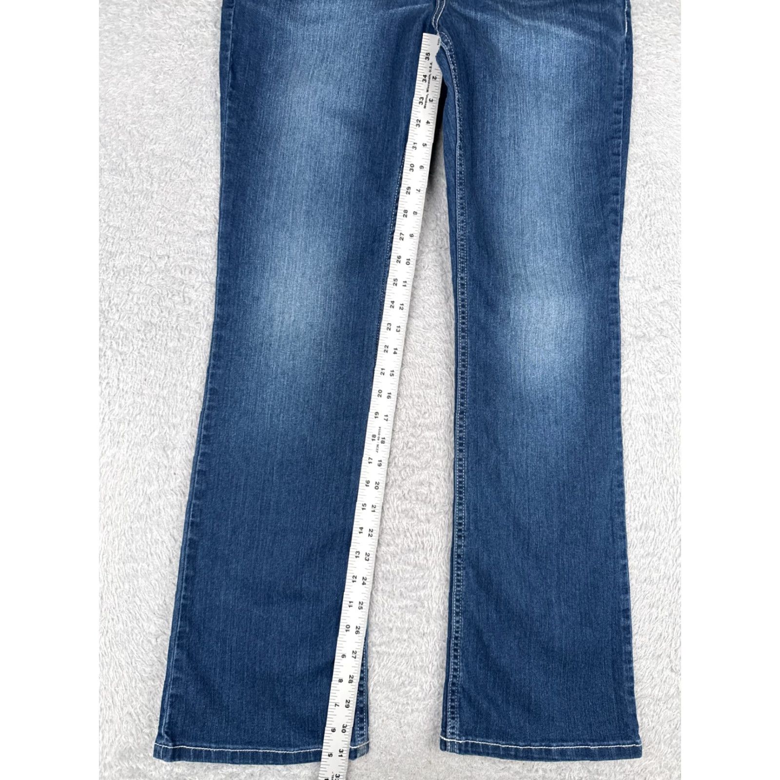 Apt. 9 Vintage Apt. 9 Blue Denim Bootcut Jeans Women 10 32in Inseam Embroidered Rhinestone 90s Size 32" / US 10 / IT 46 - 7 Thumbnail