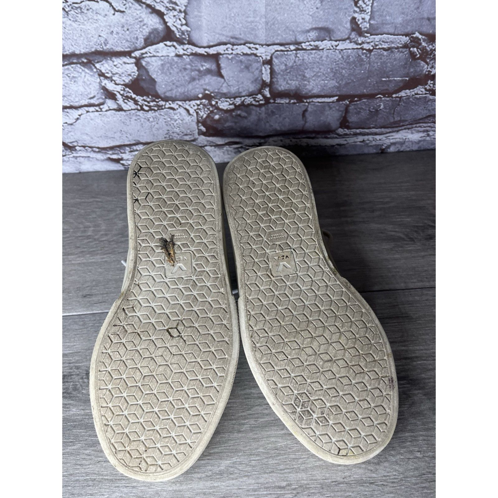 Veja Veja Campo Canvas White Low Top Fashion Sneakers Comfort Cas Size US 6 / IT 36 - 23 Thumbnail
