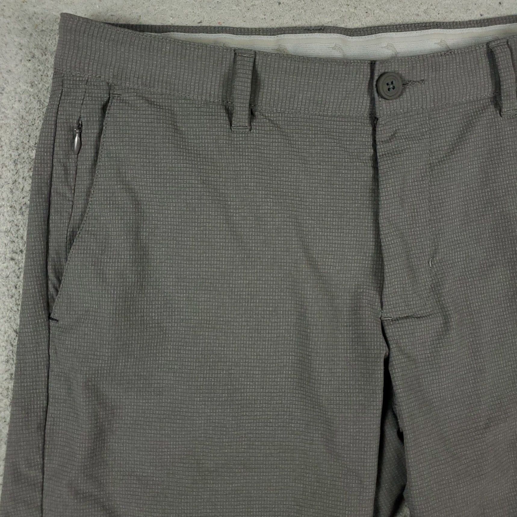 Tommy Bahama VINTAGE Tommy Bahama Mens Chino Shorts Size 32 Gray Nylon Casual Flat Front Summer Fall Spring Winter Men's Size US 32 / EU 48 - 2 Thumbnail