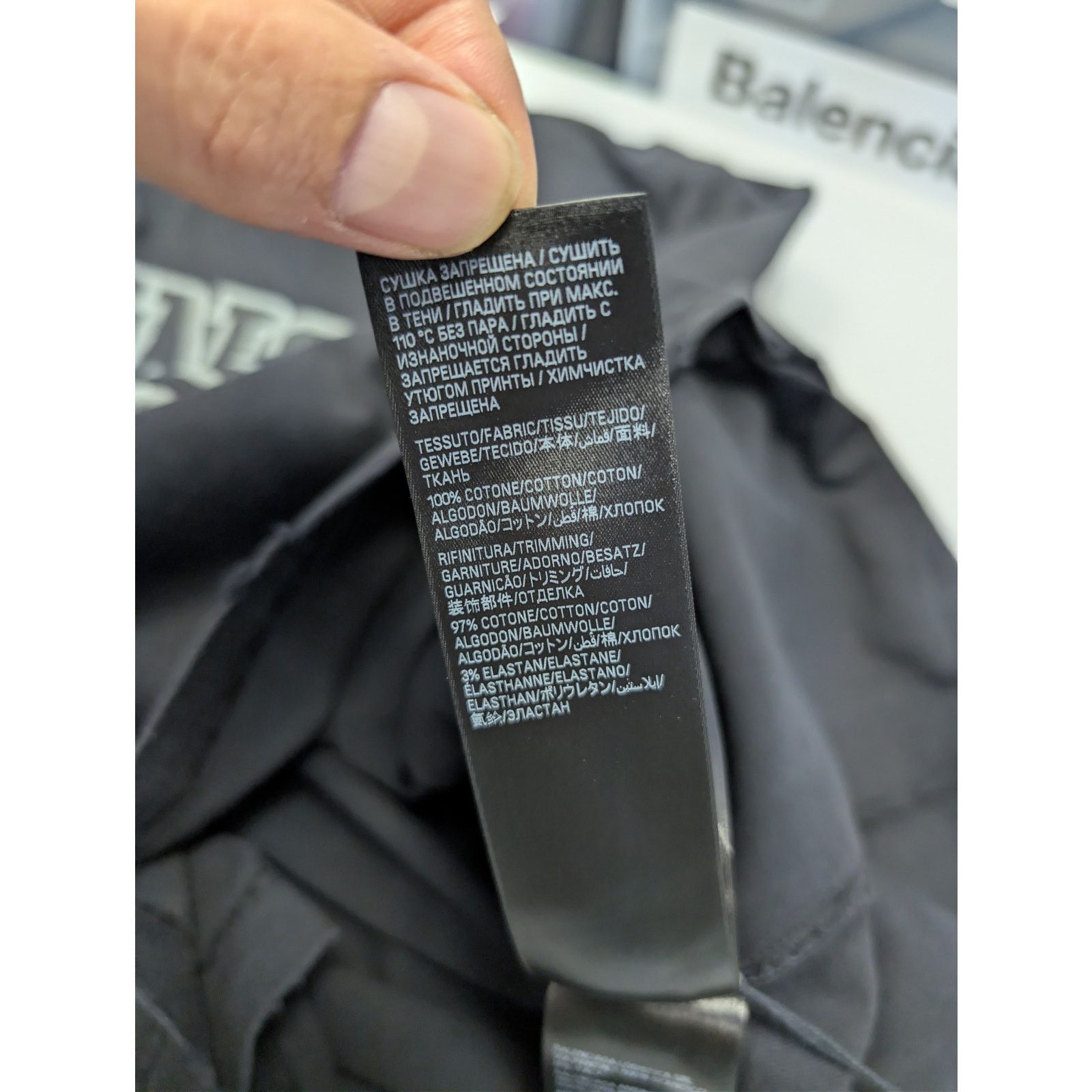 Balenciaga o1rshd1 Distressed DIY College Printed Cotton T-Shirt Black Size US S / EU 44-46 / 1 - 21 Thumbnail