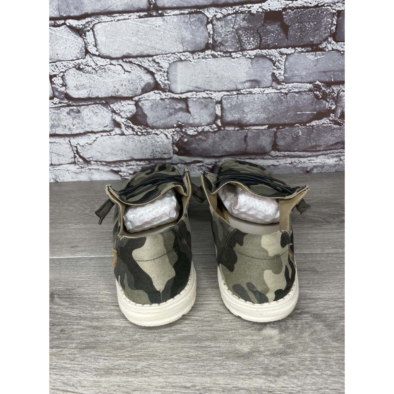 Other Hey Dude Wendy Camo Green Brown Canvas Sneakers Shoes Women' Size US 9 / IT 39 - 11 Thumbnail