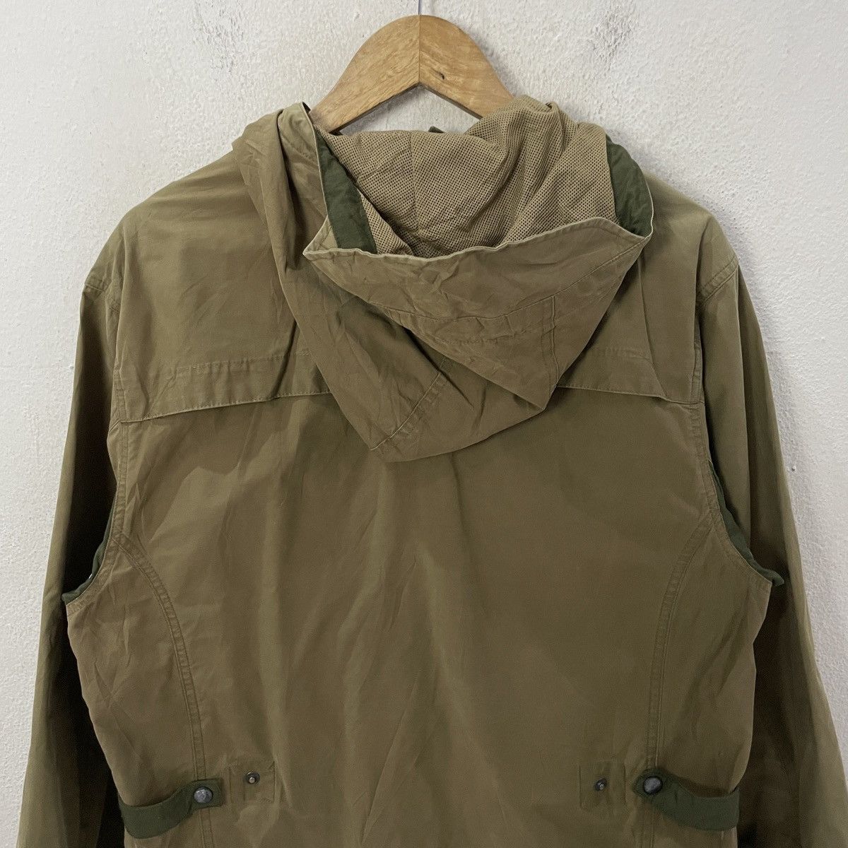 Eddie Bauer Vintage Eddie Bauer Workers Hoodies Jacket Size US L / EU 52-54 / 3 - 11 Thumbnail
