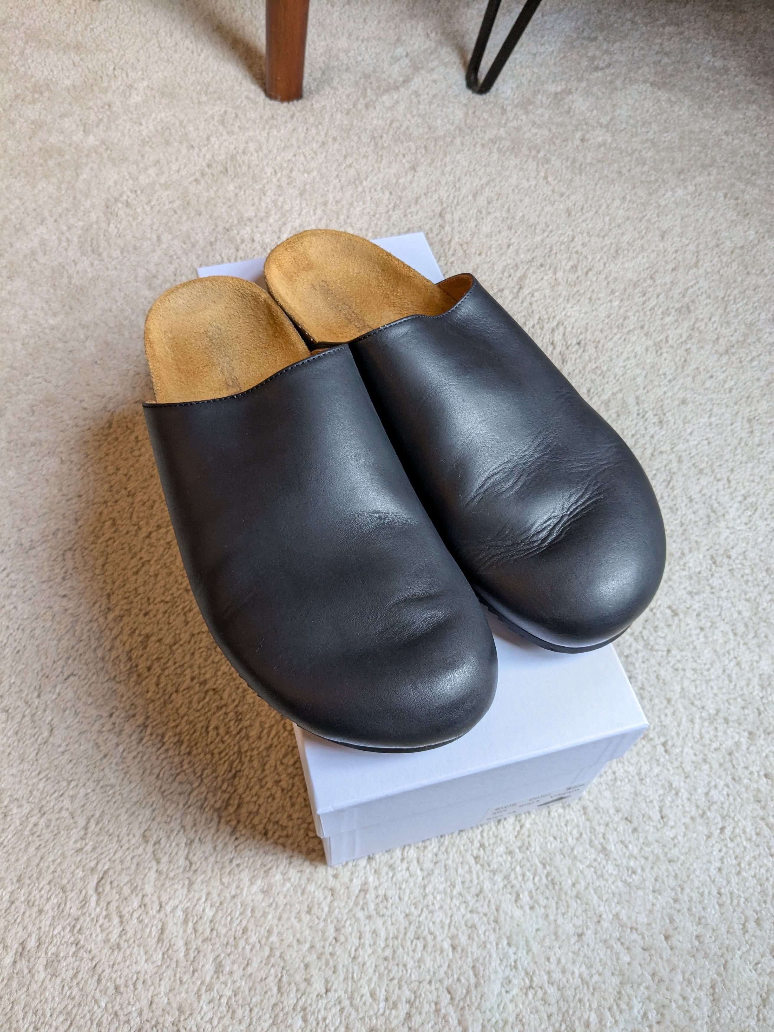 Mule - Black Calf Leather