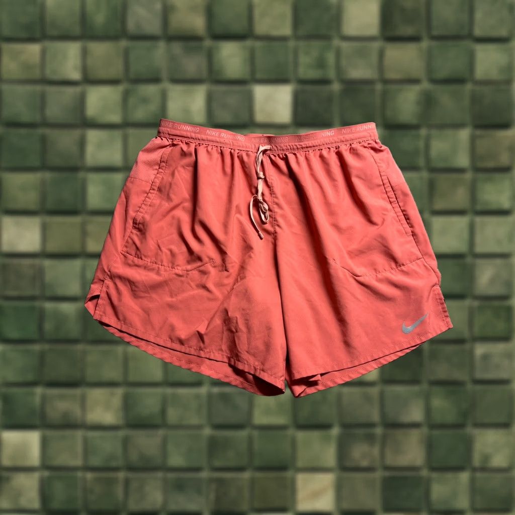 Nike Nike Stride Running Shorts Mens 2XL Pink Dri-FIT Unlined Gym 6” Inseam DM4759 Size US 39 - 1 Thumbnail