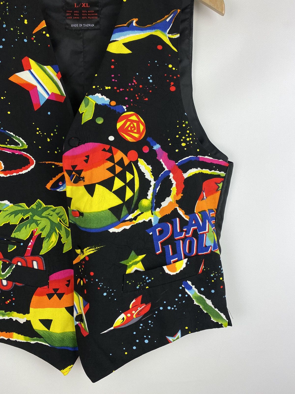 Planet Hollywood Planet Hollywood vintage overprinted art vest gilet Size US L / EU 52-54 / 3 - 8 Thumbnail