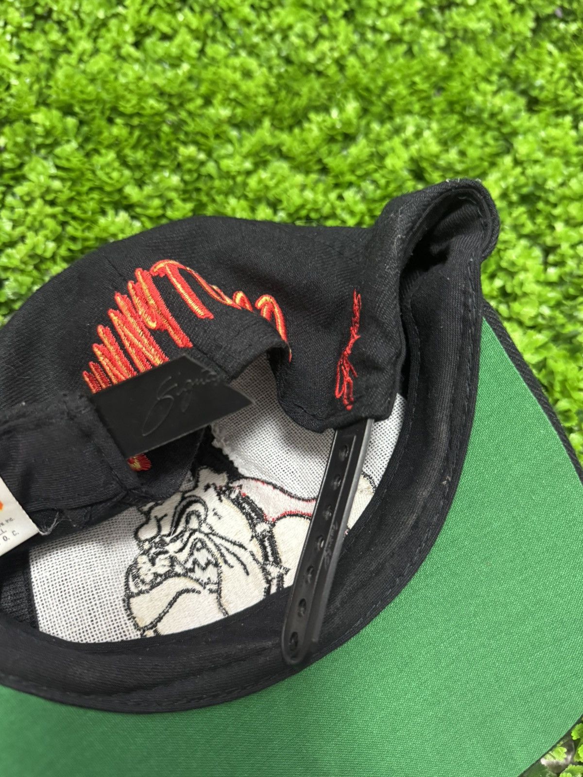 Vintage 1993 Johnny Tocco Bulldog Rare Cap Made in Taiwan Size ONE SIZE - 10 Thumbnail