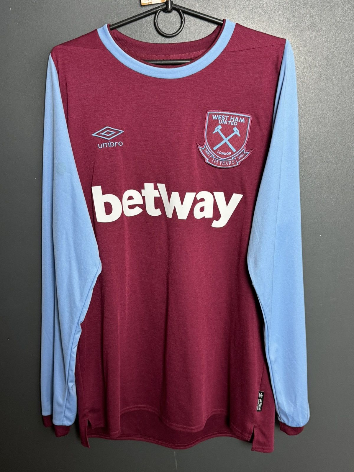 Umbro West Ham United 20/21 Home Football Long Sleeve Jersey Size US L / EU 52-54 / 3 - 1 Thumbnail