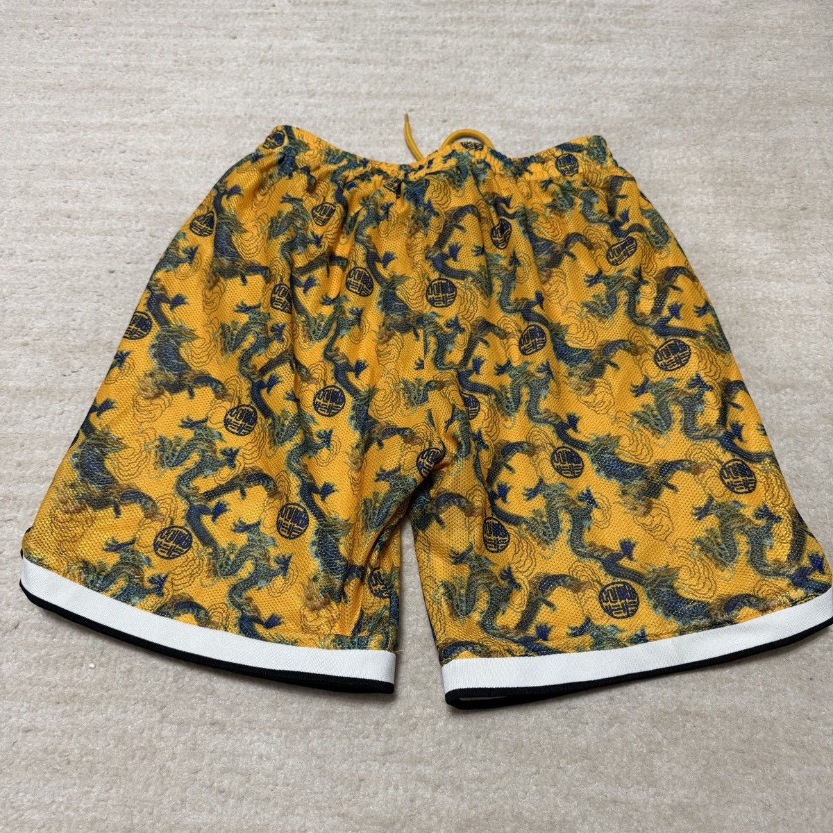 Pleasures Pleasures Now Chinese Dragon Hydra Basketball Mesh Shorts Size US 34 / EU 50 - 9 Thumbnail