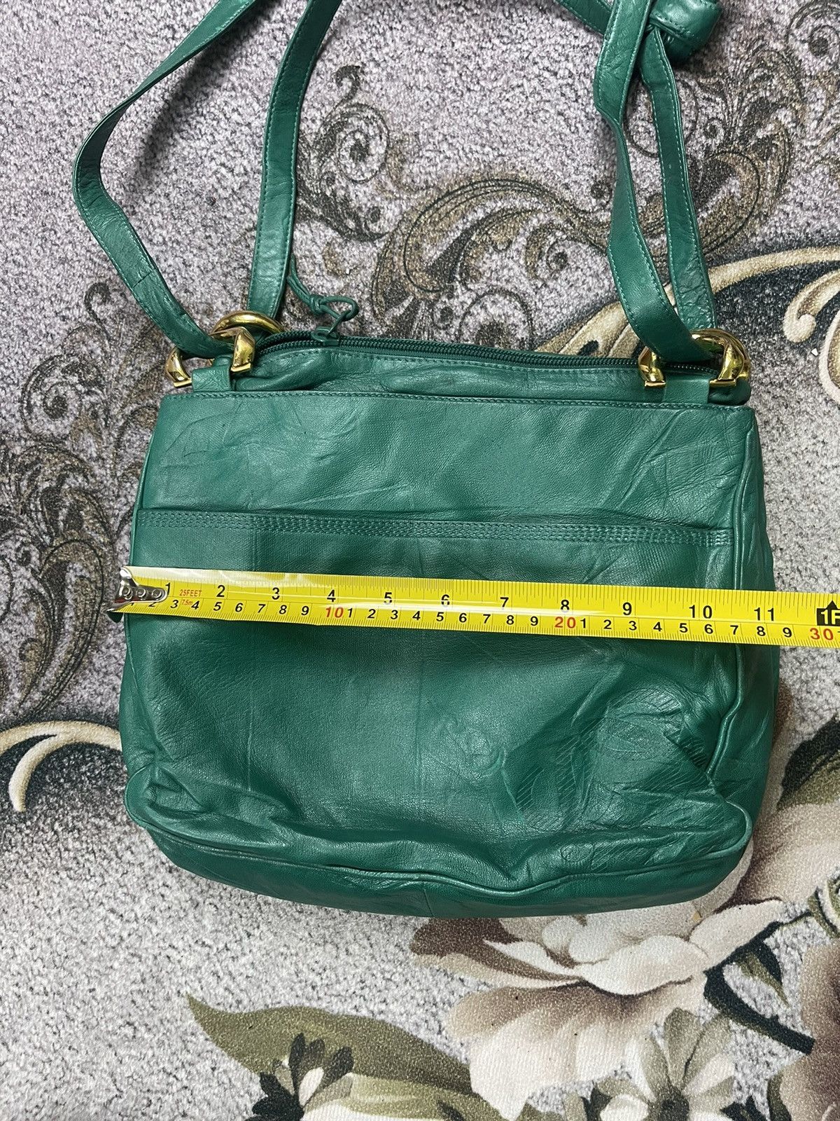 Loewe Vintage Loewe Genuine Leather Sling Bag Size ONE SIZE - 15 Thumbnail