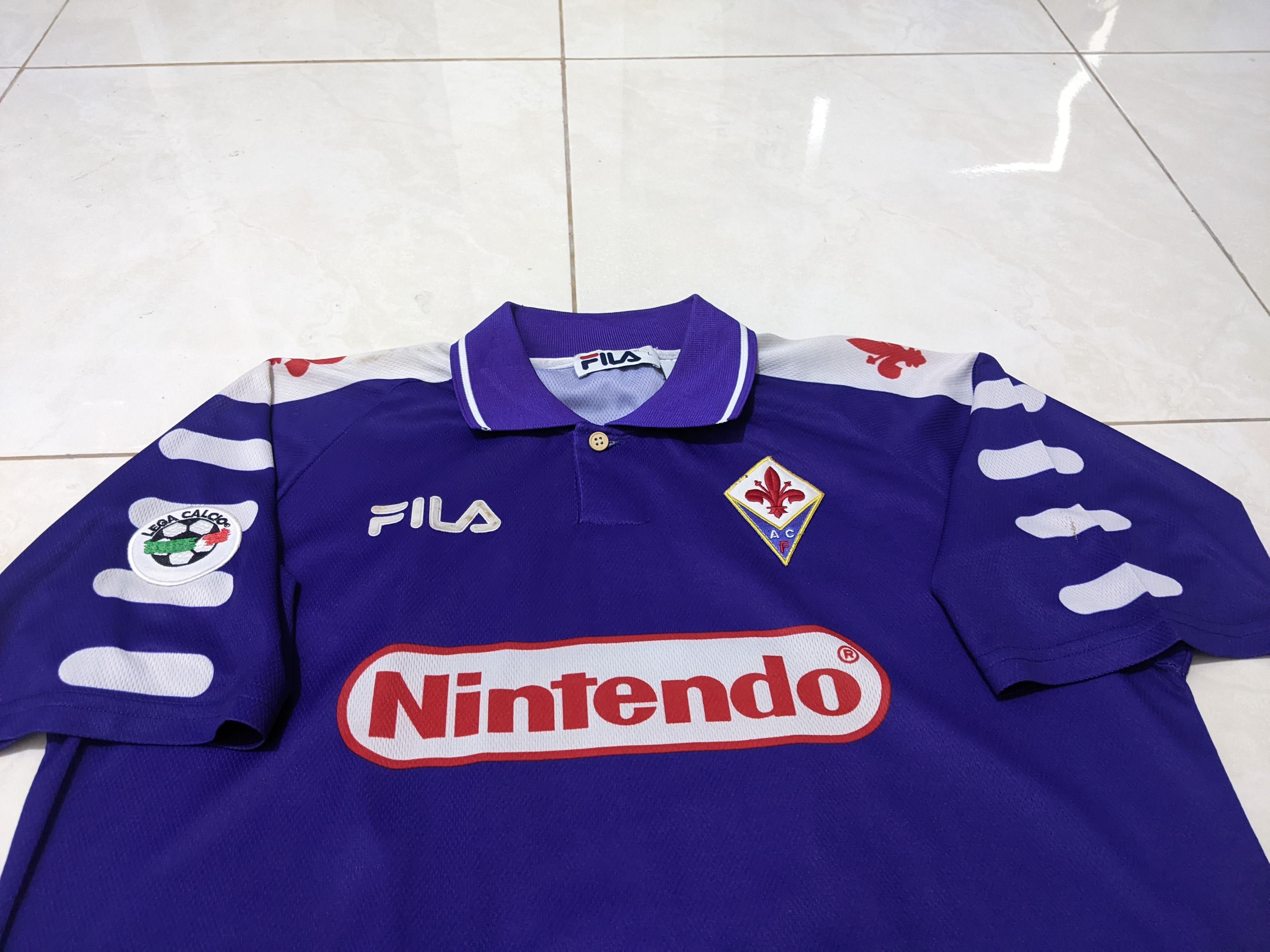 Fila Fiorentina home 1998 Batistuta Jersey football shirt Size US L / EU 52-54 / 3 - 4 Thumbnail