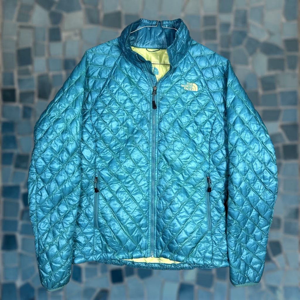The North Face VINTAGE The North Face Thermoball Jacket Womens S Quilted Puffer Full Zip Blue 90s Y2K Size S / US 4 / IT 40 - 1 Thumbnail