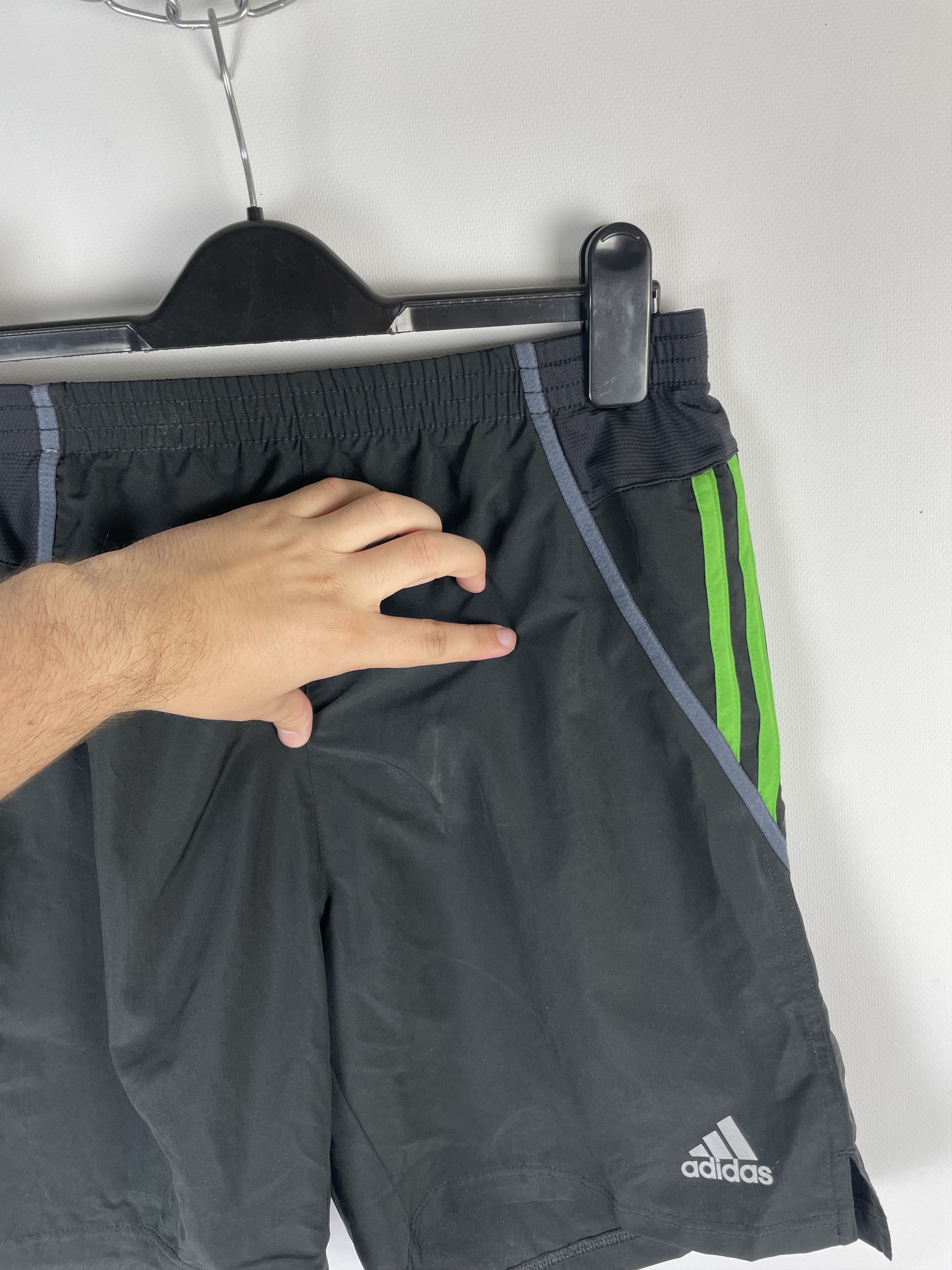 Adidas Vintage Adidas Shorts Y2k Size US 30 / EU 46 - 5 Thumbnail