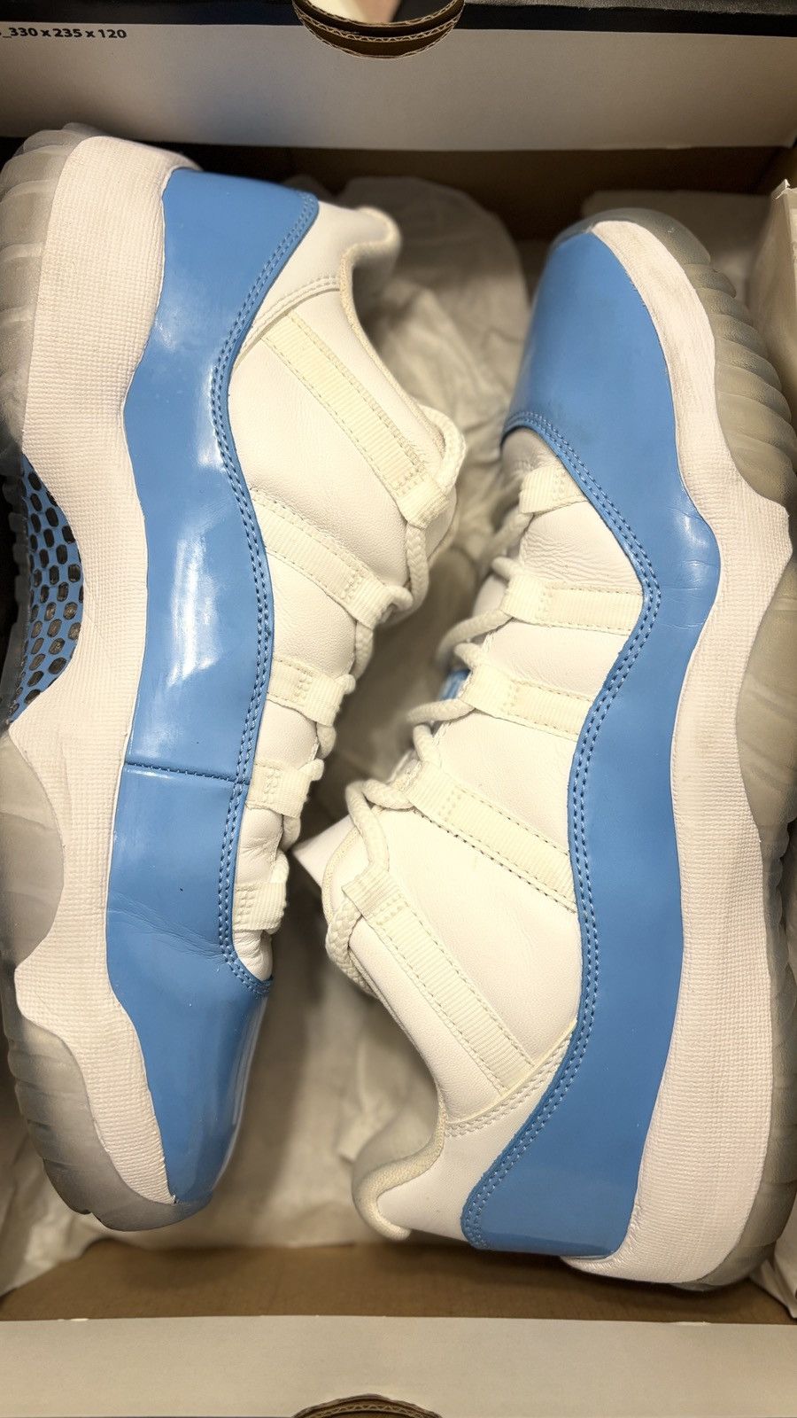 Jordan Brand AIR JORDAN 11 LOW UNC BLUE SZ 9.5 Size US 9.5 / EU 42-43 - 1 Thumbnail