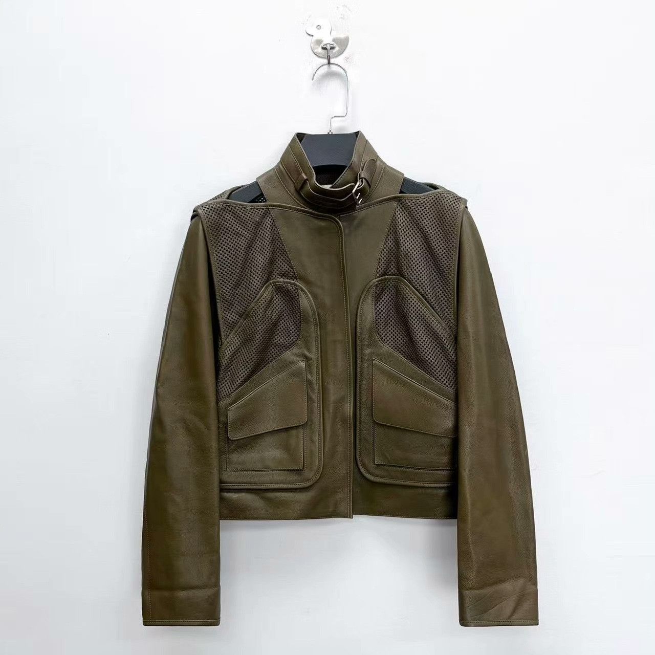 Hermes Hermes Leather Cropped Green Leather Jacket 34 Women Size XXS / US 00 / IT 34 - 1 Thumbnail