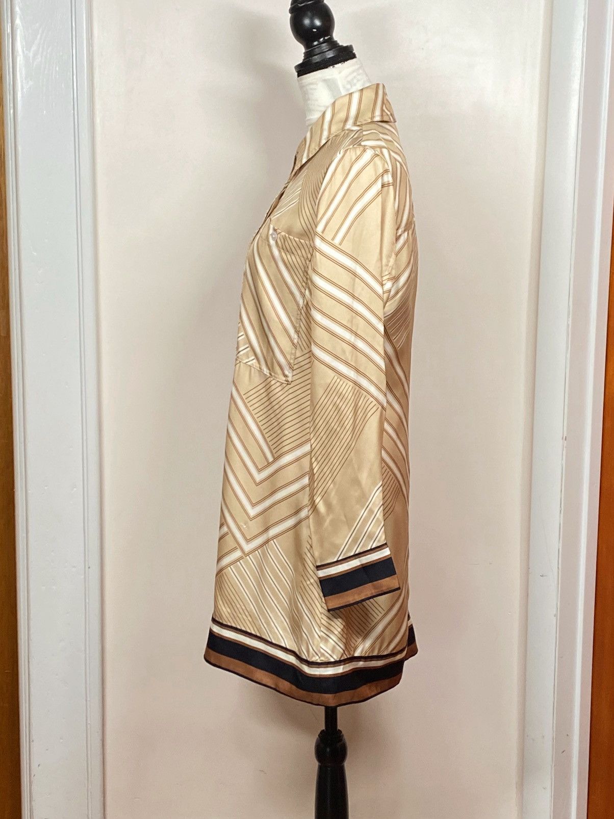 Veronica Beard Veronica Beard Pryce Striped Silk-Blend Shirtdress size 10 Size L / US 10 / IT 46 - 13 Thumbnail