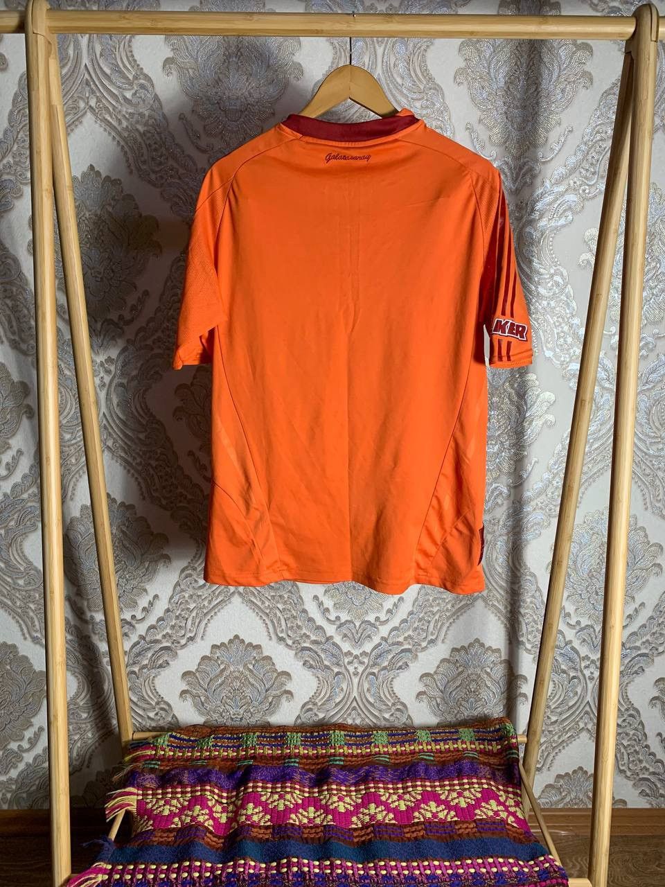 Adidas VERY RARE ADIDAS FC GALATASARAY TURKEY SOCCER JERSEY RETRO Size US L / EU 52-54 / 3 - 9 Thumbnail
