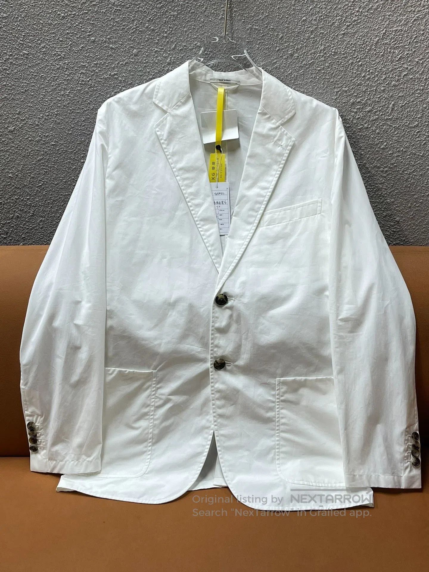 Hermes Hermes Classic Solid Lapel White Blazer. Size US M / EU 48-50 / 2 - 1 Thumbnail