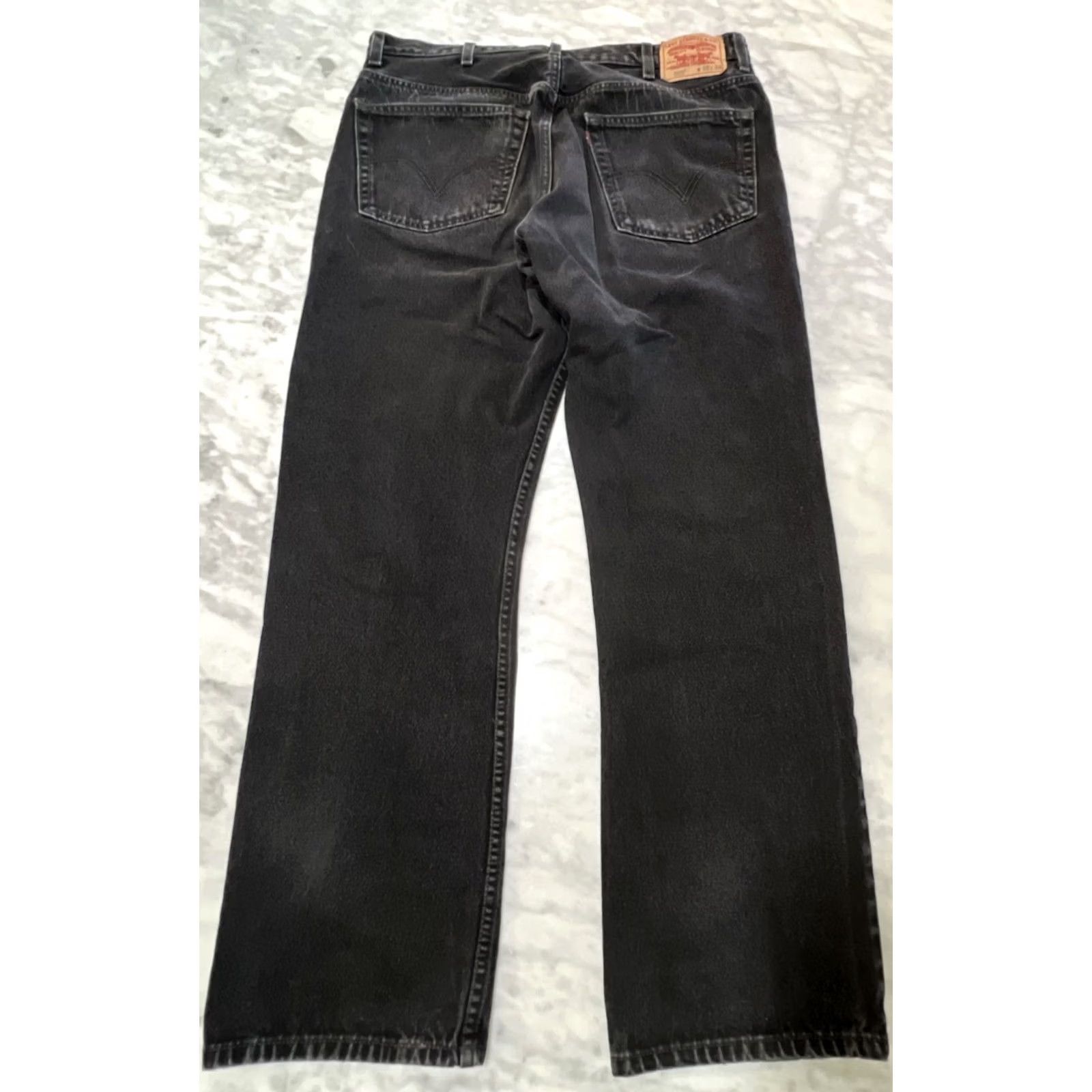 Levi's Levi’s 505 Jeans Men’s 38x34 Regular Fit Black Zip Fly 5-Pocket Denim 90s USA Style Constraint: 38x34 (38x30) 505 Model - Levi's 500 Series Men Size US 38 / EU 54 - 5 Thumbnail