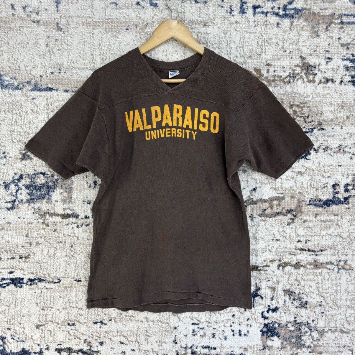 Champion × Vintage RARE VINTAGE CHAMPION VALPARAISO UNIVERSITY V NECK T-SHIRT Size US M / EU 48-50 / 2 - 1 Thumbnail