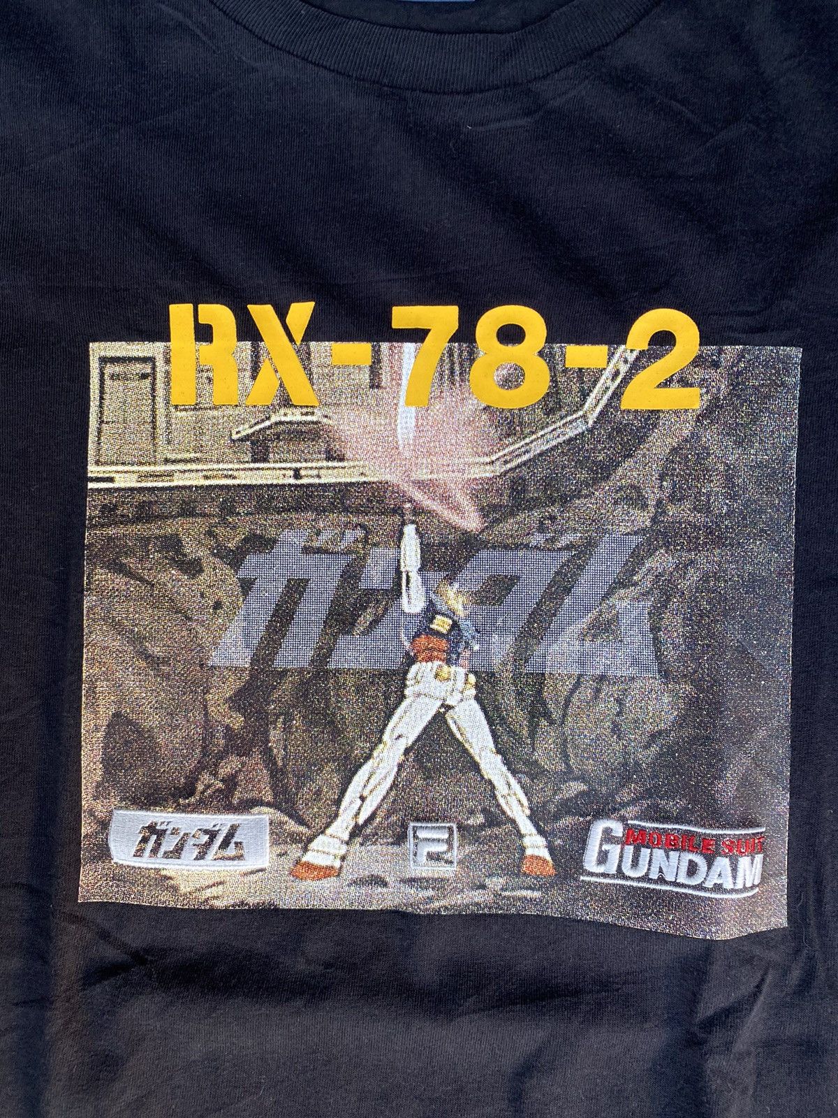 Fila Fila x gundam rx-78-2 Size US M / EU 48-50 / 2 - 2 Thumbnail