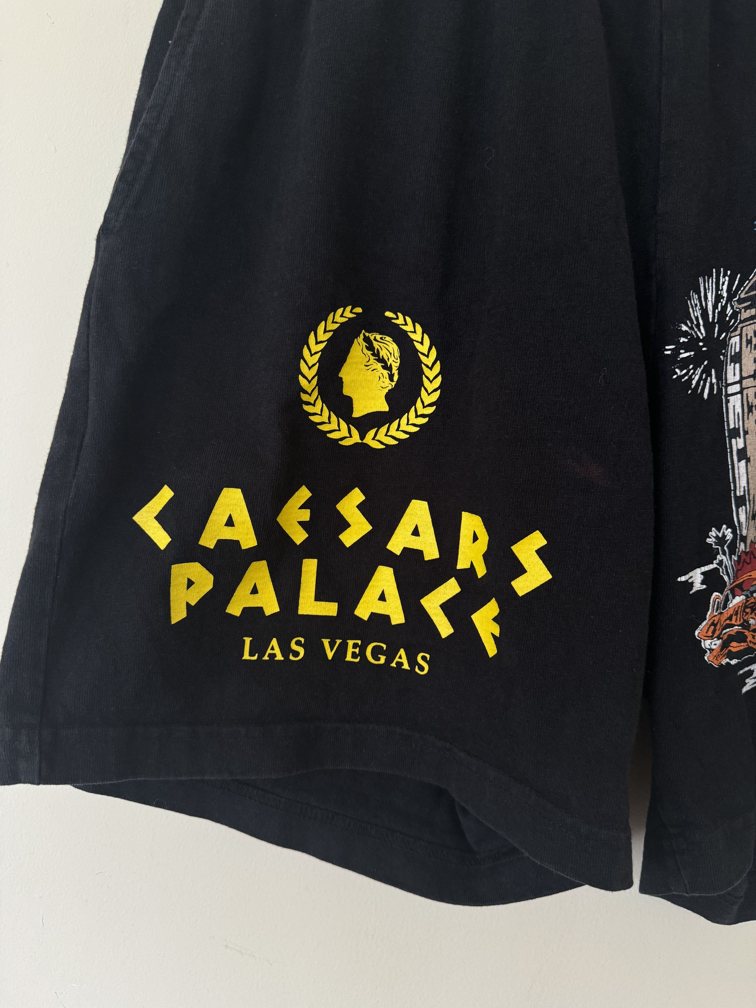 Warren Lotas Warren Lotas LAS VEGAS shorts Caesars Palace Size US 30 / EU 46 - 2 Thumbnail