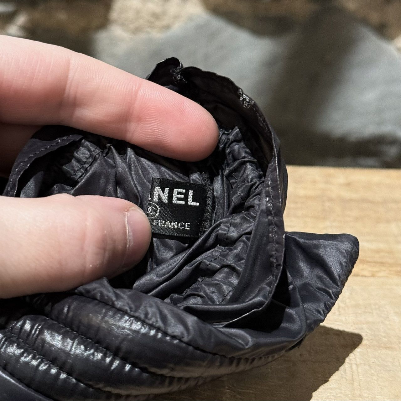 Chanel Chanel 2018 Quilted Coco Neige Mittens - Size 8 Size ONE SIZE - 10 Thumbnail