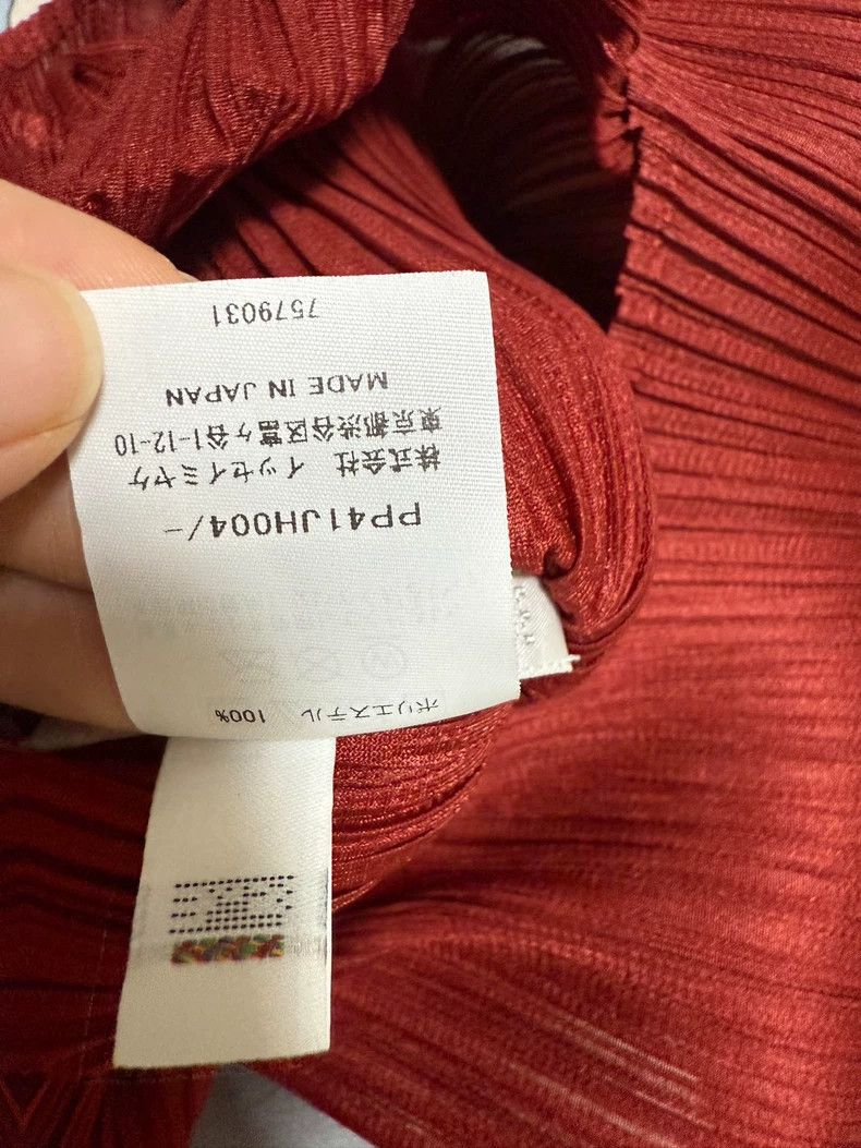 Issey Miyake Issey Miyake size:one size Red pleated dress Size XS / US 0-2 / IT 36-38 - 4 Thumbnail