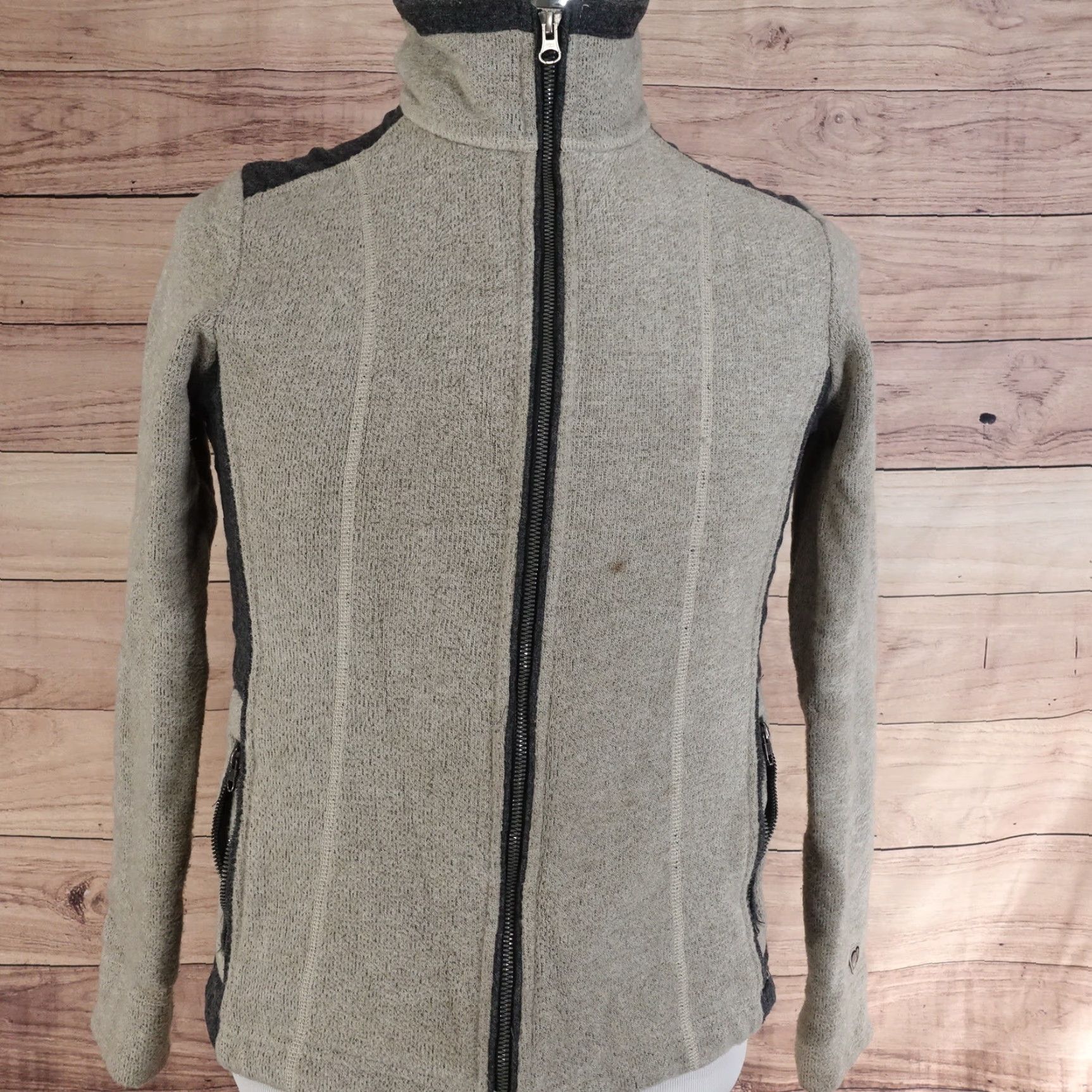 Vintage Vintage KÜHL Alfaca Full Zip Fleece Sweater Women’s Size S Beige Casual Size S / US 4 / IT 40 - 2 Thumbnail