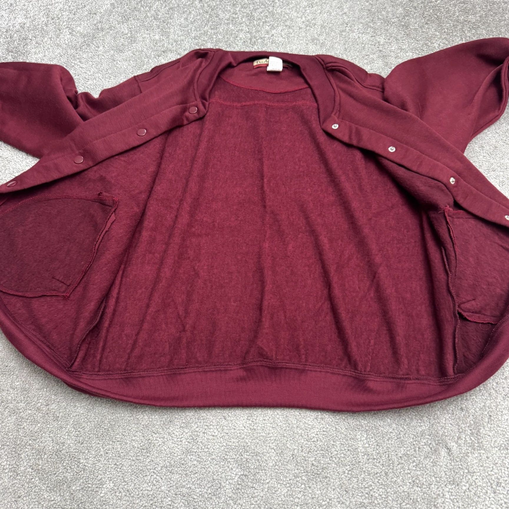 Tudor VINTAGE Tudor Court Sweatshirt - Red 90s Retro Cardigan Womens Large L - Casual All Seasons Pockets Easy Care Knit Sweatshirt Size L / US 10 / IT 46 - 3 Thumbnail