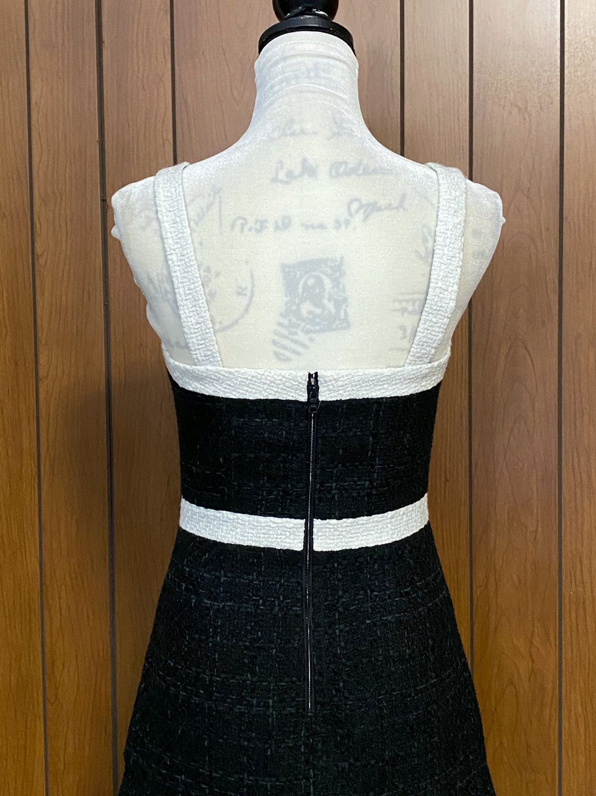 Alice + Olivia Alice and Olivia Mini Square Neck Dress size 4 Size S / US 4 / IT 40 - 14 Thumbnail