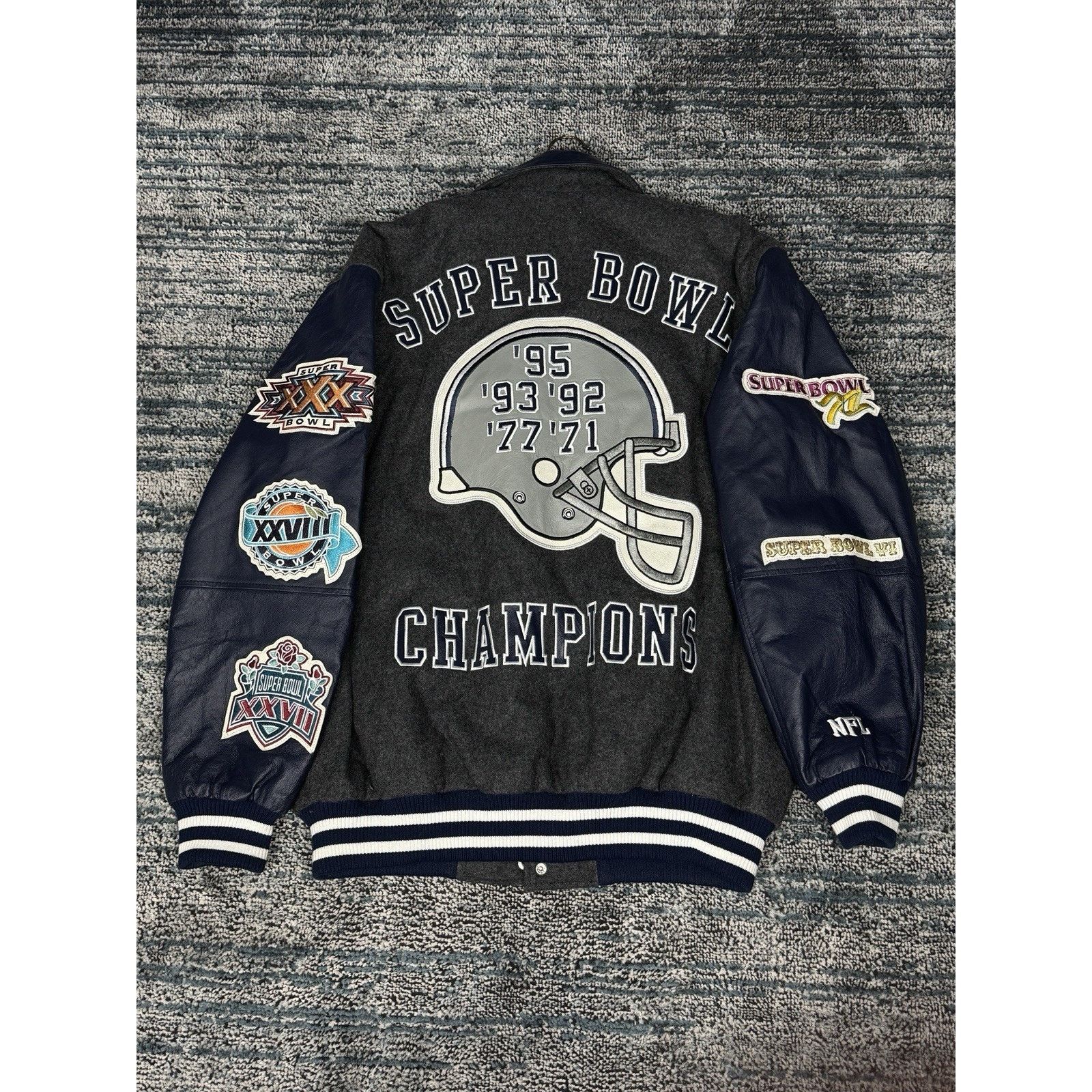 NFL Dallas Cowboys Súper Bowl Champions Varsity Jacket Sz L NFL Size US L / EU 52-54 / 3 - 8 Thumbnail