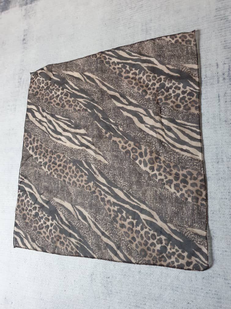 Japanese Brand Unnammed Leopard style scarves Size ONE SIZE - 6 Thumbnail
