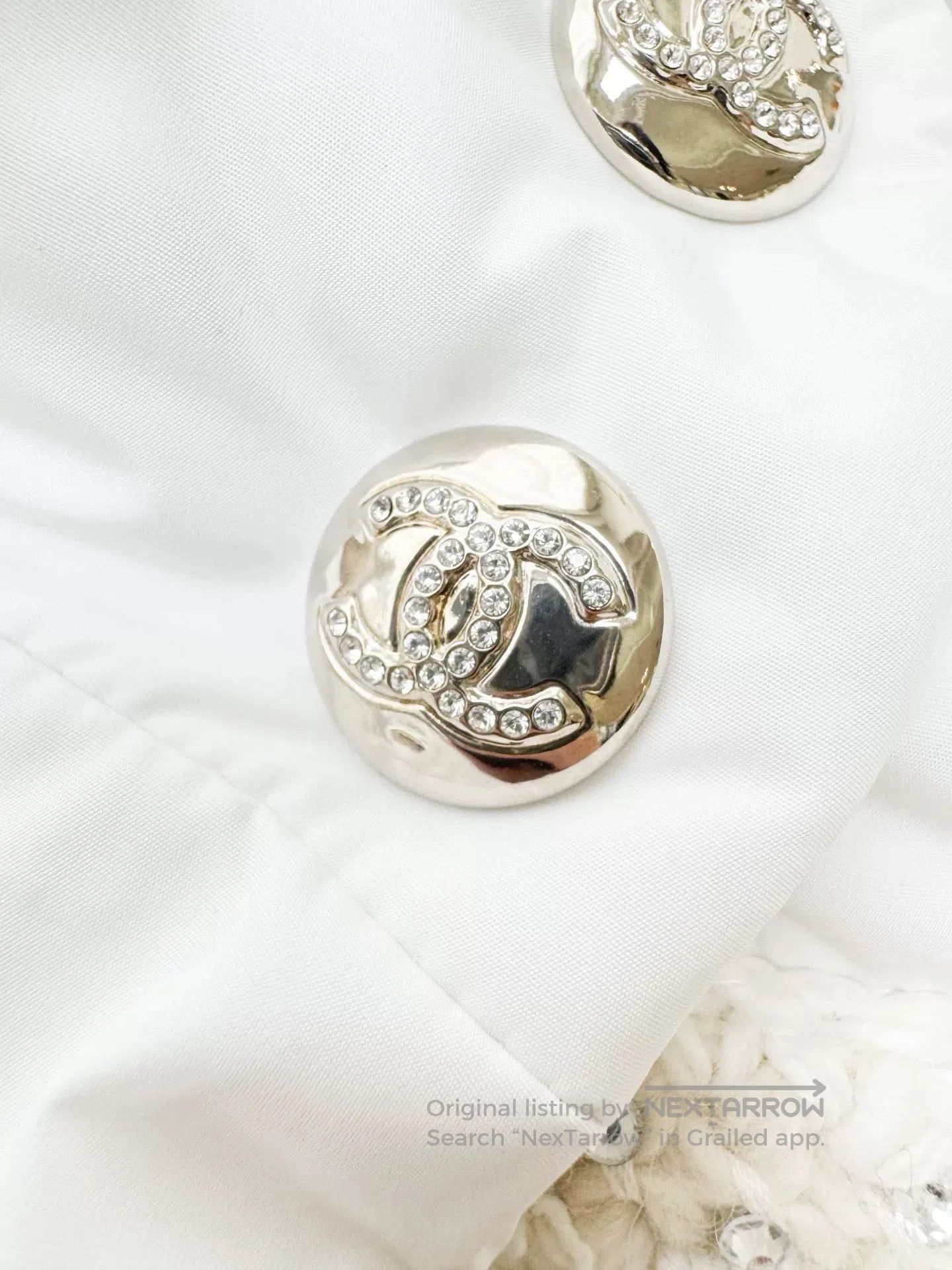 Chanel Chanel White Lace Trimmed Down Jacket. Size US S / EU 44-46 / 1 - 3 Thumbnail