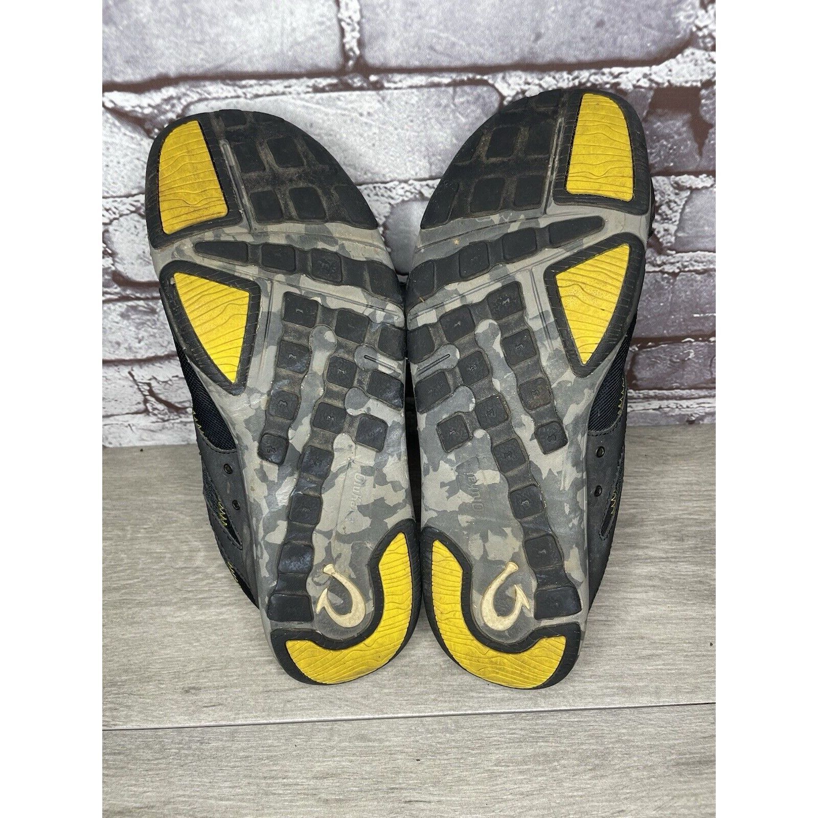 Olukai Olukai Shoes Eleu Trainer Black Camo Yellow Comfort Walking Size US 11 / EU 44 - 15 Thumbnail